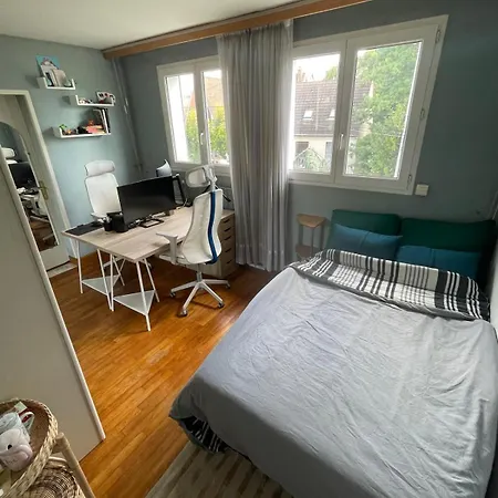 Avec Salle De Bains Privative * Le Blanc-Mesnil